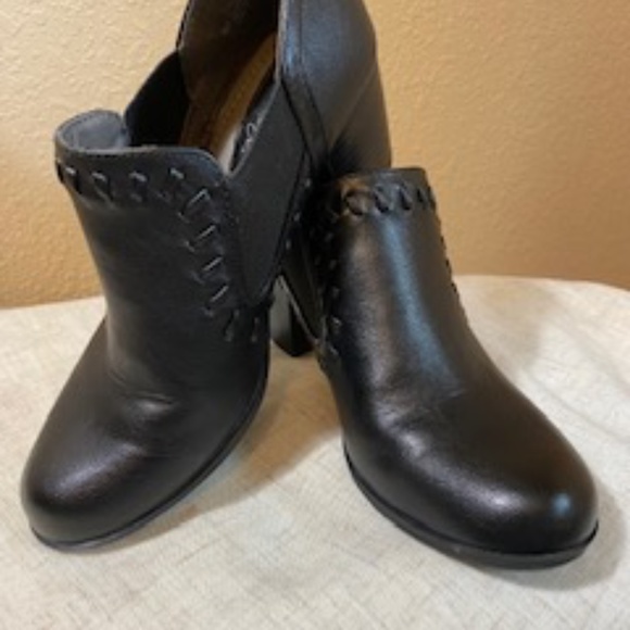 Euro Soft Ankle boot - Picture 2 of 7